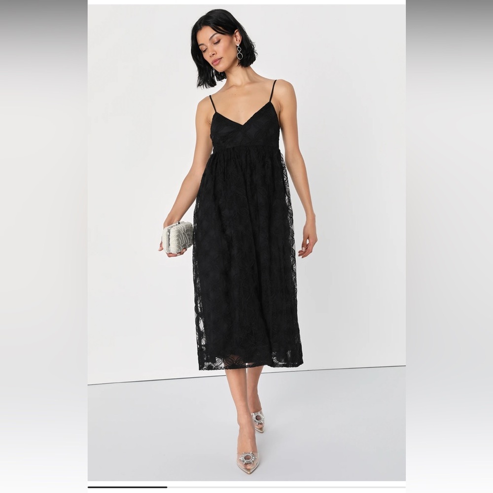 Lulu black floral midi dress